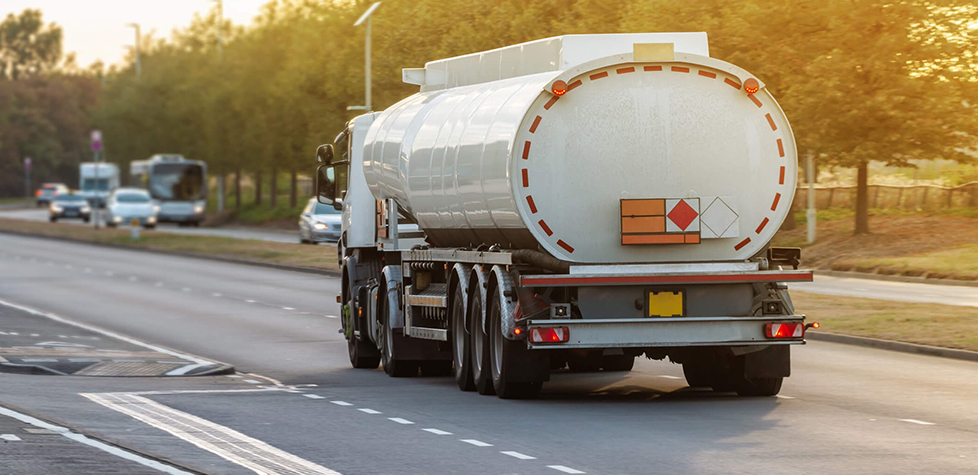 A ficha de emergência no transporte terrestre de produtos perigosos