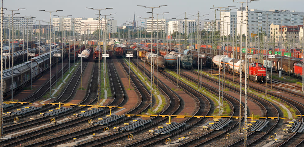 Os sistemas de controle dos componentes ferroviários