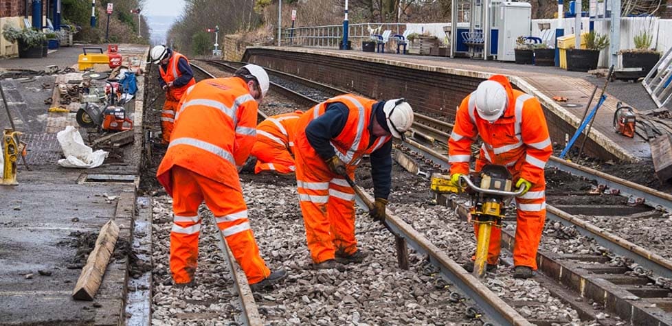 A gestão e a certificação de CDMS de produtos metroferroviários