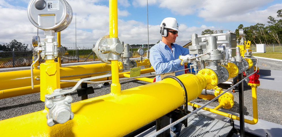 O comissionamento das estações de armazenagem e descompressão de GNC