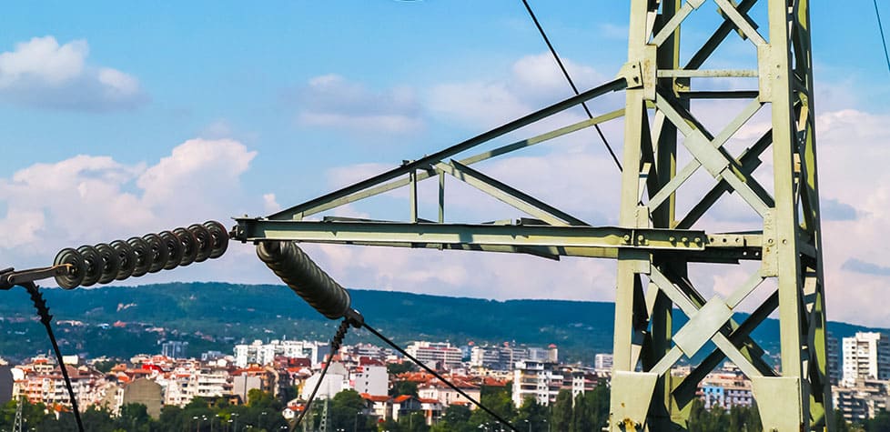 A padronização das cantoneiras de aço para torres de transmissão de energia