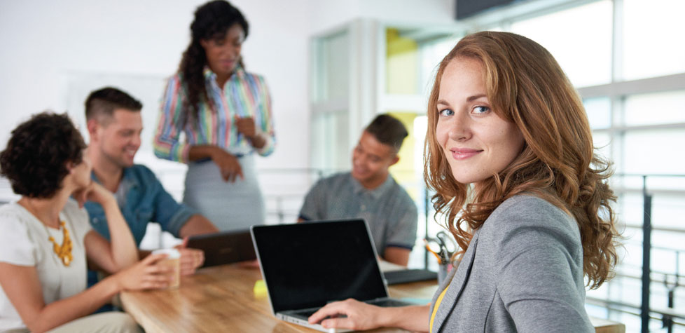 O trabalho híbrido pode resgatar as atividades presenciais