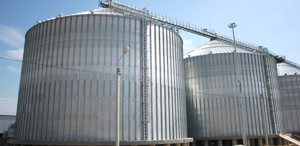 A conformidade dos silos metálicos de chapas corrugadas