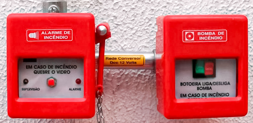 A operacionalidade dos acionadores manuais na detecção e alarme de incêndios