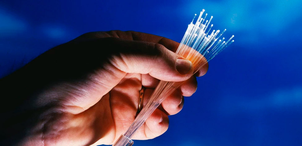 Os requisitos técnicos para a fabricação de microcabos de fibras ópticas