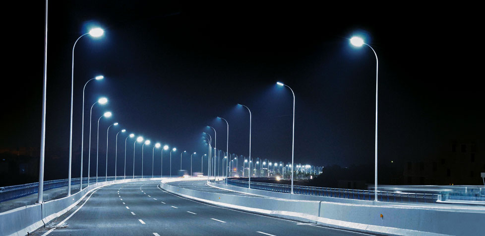 A influência das luminárias de iluminação pública na poluição luminosa