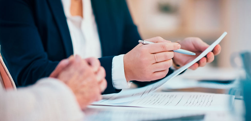 Como as empresas e os profissionais podem se beneficiar da contratação temporária