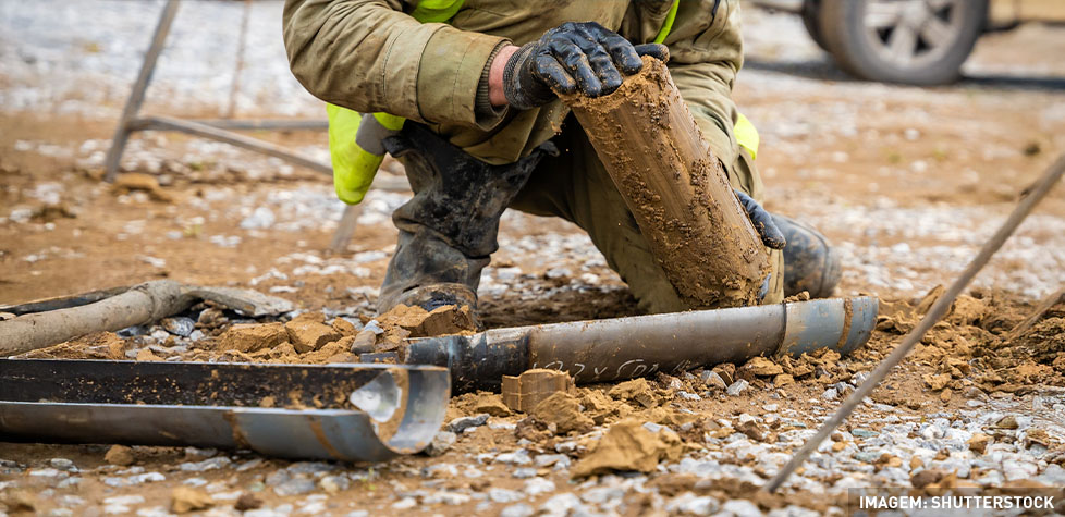 A determinação da massa específica aparente de solos in situ