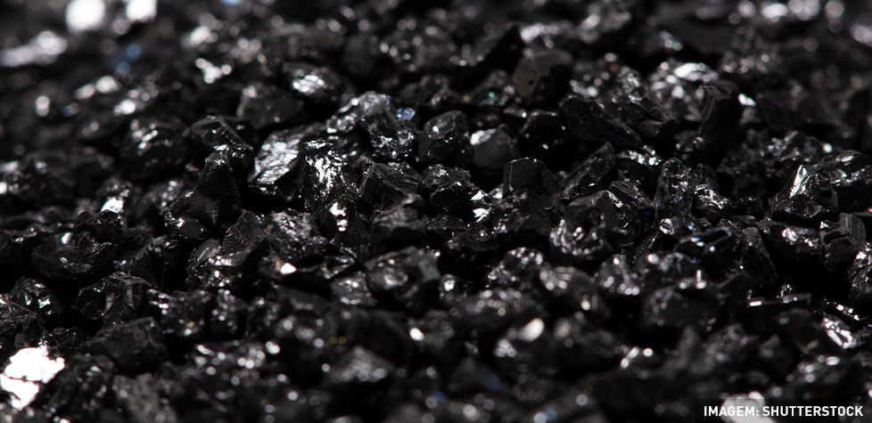 A análise química do carbeto de silício em grãos abrasivos e material bruto