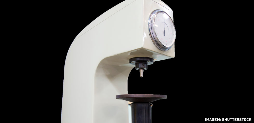 A calibração de blocos de referência usados nos ensaios de dureza Rockwell