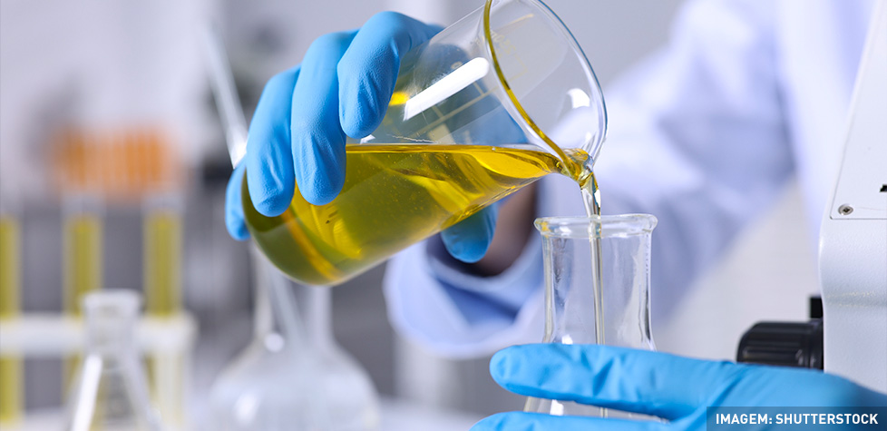 A supervisão e a manutenção da qualidade do óleo isolante em equipamentos elétricos