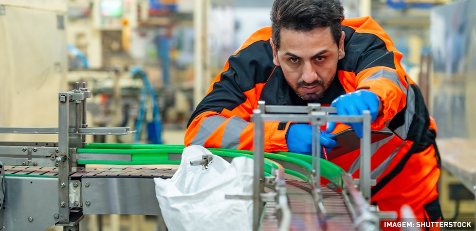 O ensaio da resistência à ruptura em emendas a quente em correias transportadoras