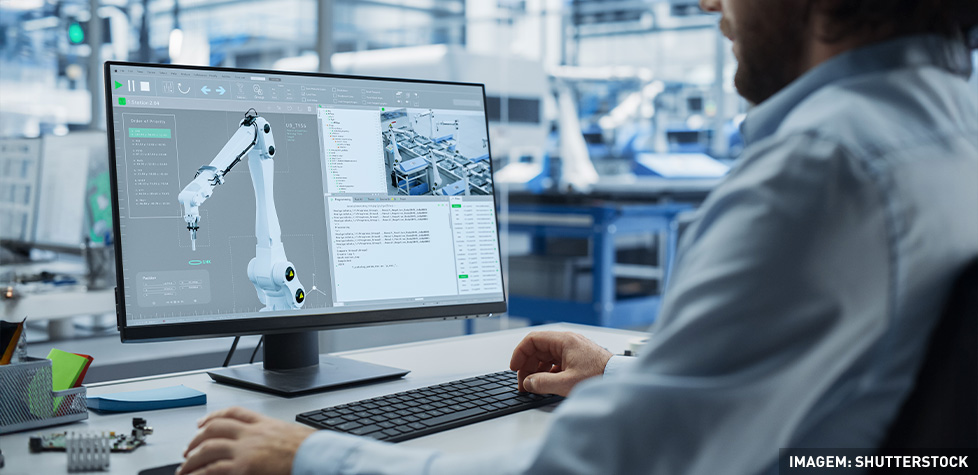 A automação industrial definida por software representa uma mudança de paradigma