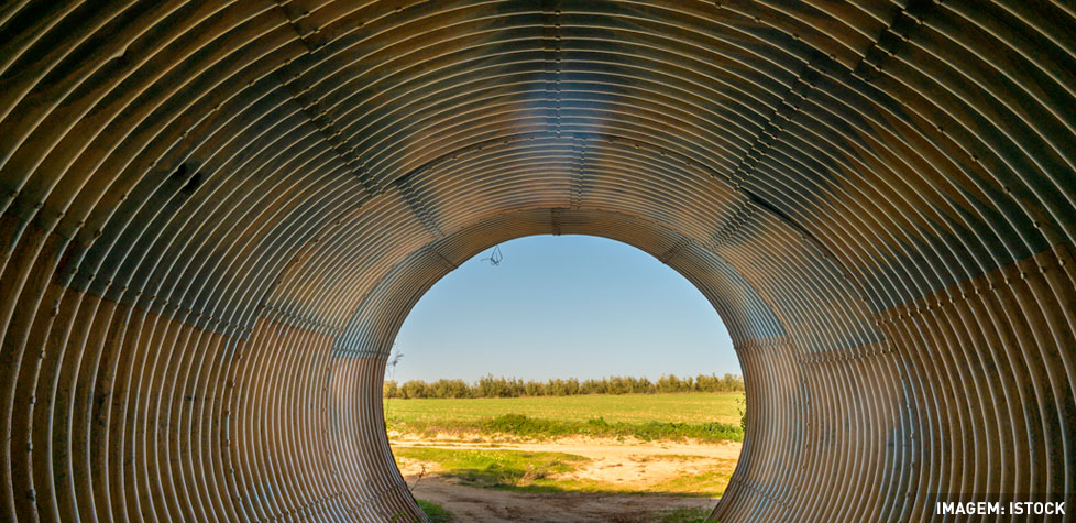O desempenho das câmaras de parede corrugada em forma de arco para águas pluviais