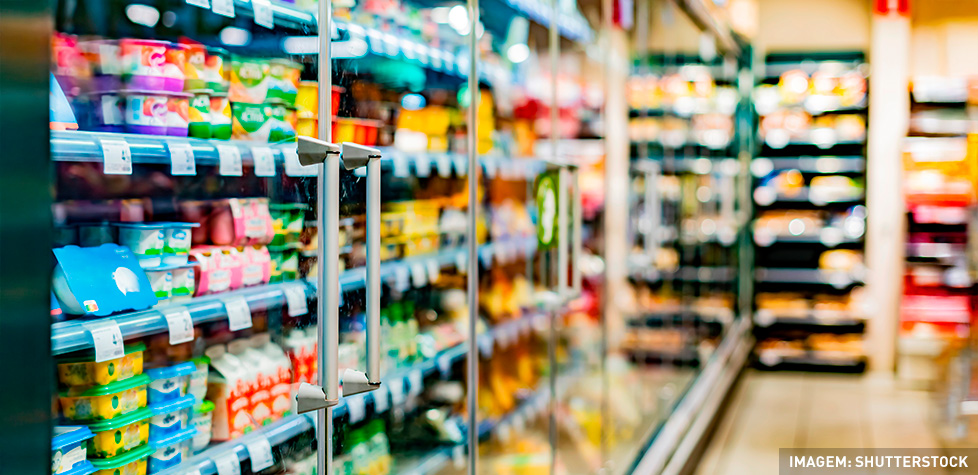 Os vidros temperados em aparelhos da linha branca e refrigeração comercial